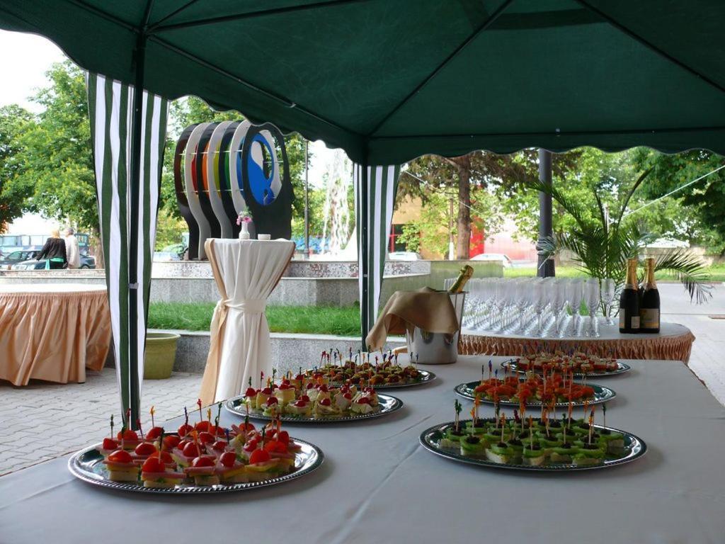 Hôtel City à Stara Zagora Extérieur photo